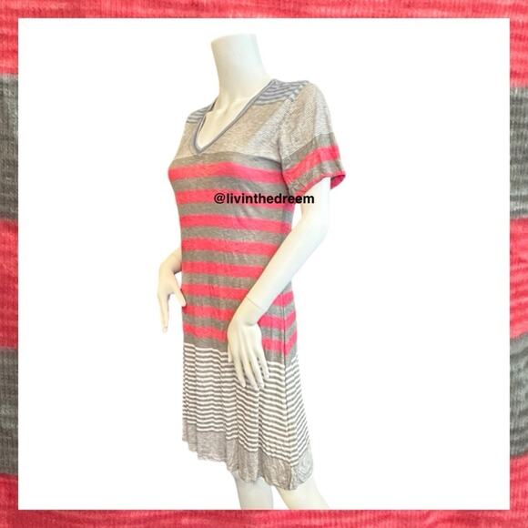 NWT David Cline V-Neck Short Sleeve T-Shirt Dress SZ Small Grey Red Stripe $119 - Picture 3 of 16